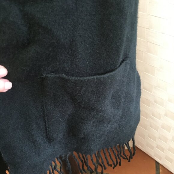 Ralph Lauren black label wool scarf with pockets - Picture 6 of 8